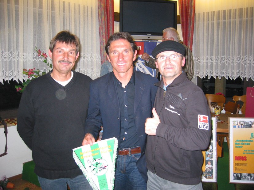 abschlussfoto 221007 hubert bruno josef (1)