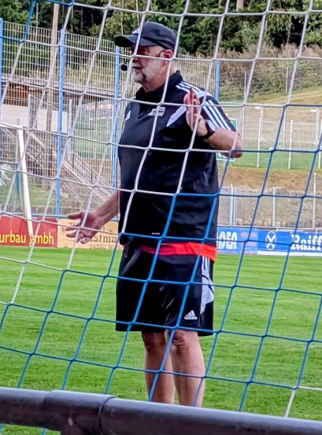 PXL_20250912_173015700.MP~2